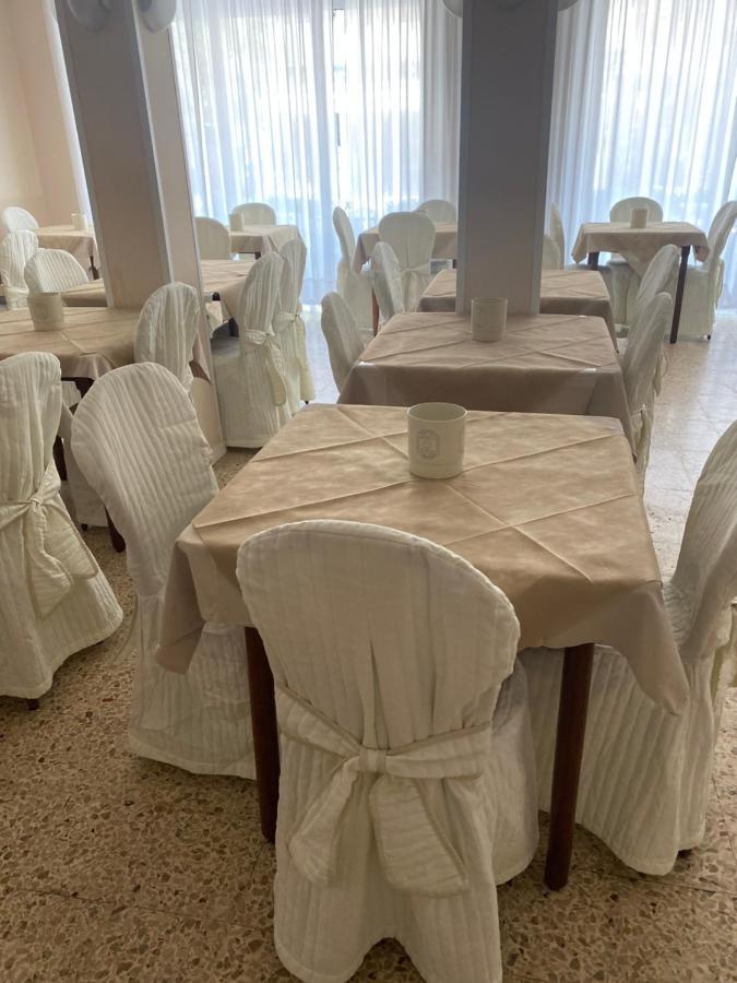 B&B Hotel Lucciola Cattolica Exterior photo